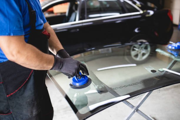 Windshield Repair North Hills CA - Get Auto Glass Replacement and Repair Services with City Mobile Auto Glass