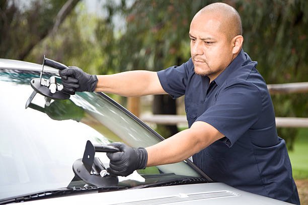Windshield Repair Simi Valley CA - Reliable Windshield Repair and Replacement Solutions with City Mobile Auto Glass